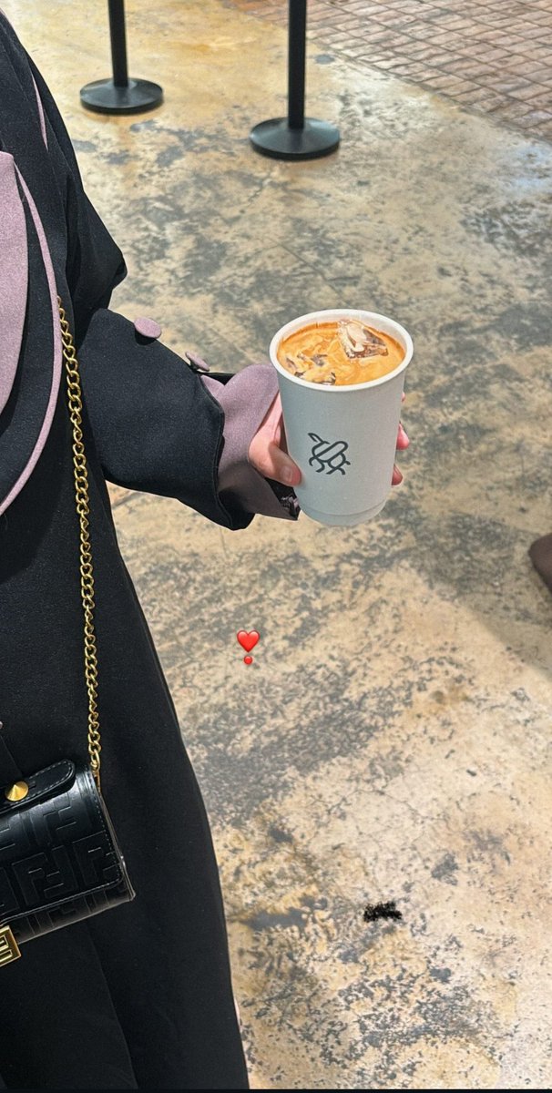 مُهره. tweet media