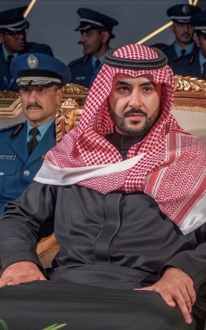 السعوديـه عظيمة 🇸🇦
للخوي غَيْثٍ وغَيْمه 
وللعدو نــارٍ ضريمه ويل مَن صابه زعلها 🐦‍🔥