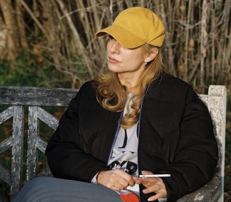 Viva las poses con sombrero de la tradicional Mallorca 🫱🏼‍🫲🏽🧢 <a href="/Najwa_Nimri/">najwa</a>