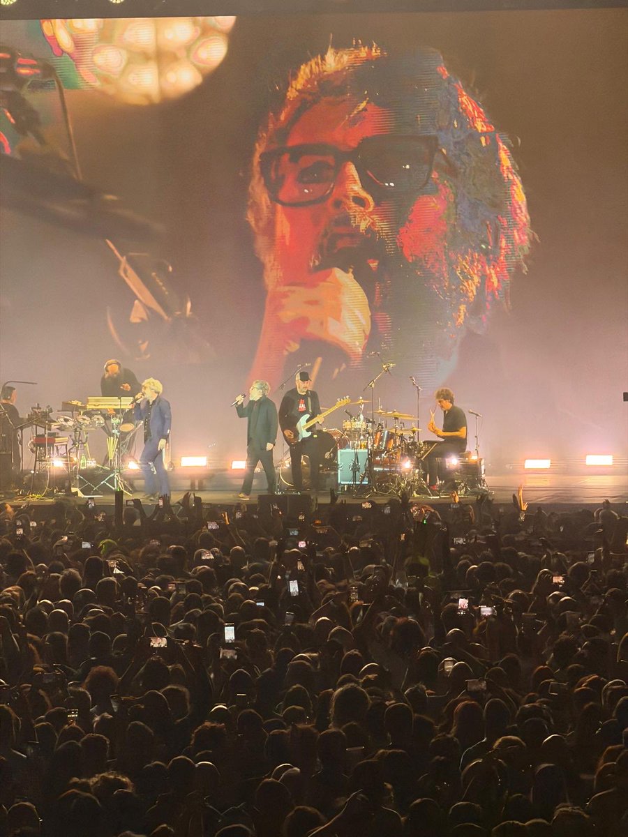 Hoy ha tocado concienrto 

#LeonBenavente