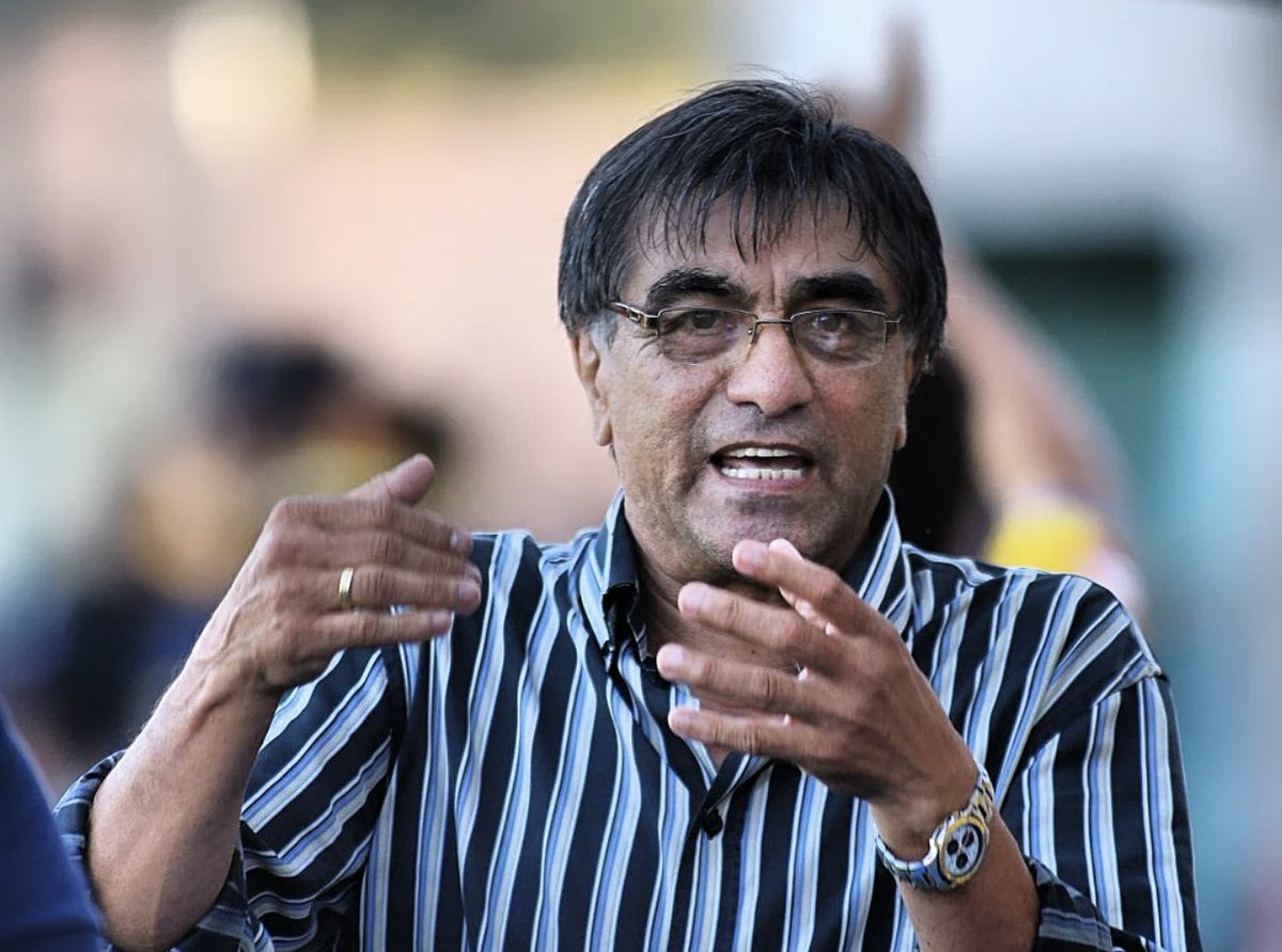 Lamentablemente falleció hoy Mario Jacquet (79), histórico exjugador y entrenador 🇵🇾

Trayectoria como entrenador en Paraguay:

- Nacional
 - Cerro Porteño
- Sportivo Luqueño
 - Guaraní
- 12 de Octubre
- Rubio Ñu
- Deportivo Capiatá
- Sol de América
- Guaireña 

Experiencia