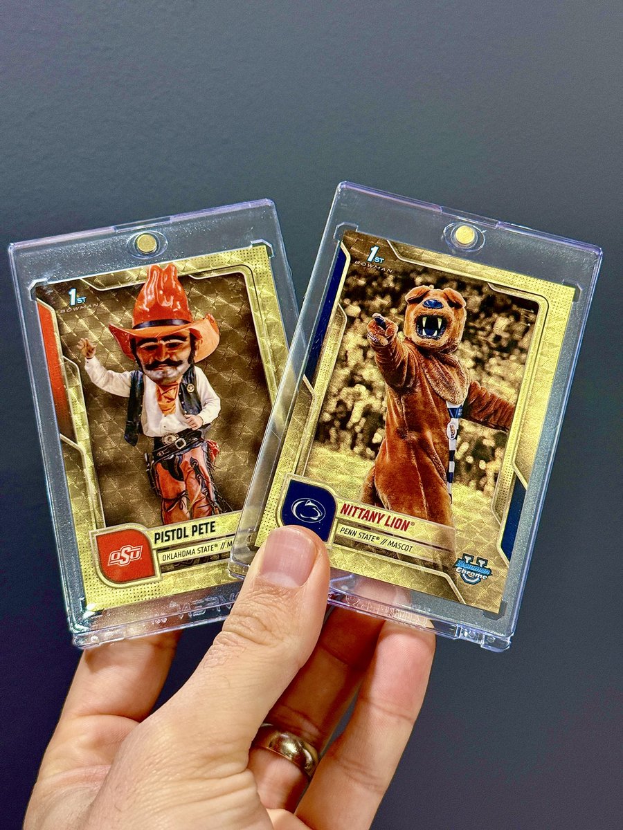Cardcollector2's tweet photo. Love the new Bowman Chrome Mascot cards! @Topps https://t.co/0CjIbUeYoL