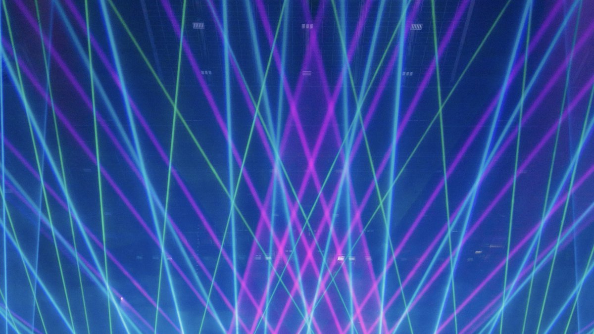 FRUITS_ZIPPER's tweet image. 投稿をタップすると画像が縦に並ぶと聞いたので