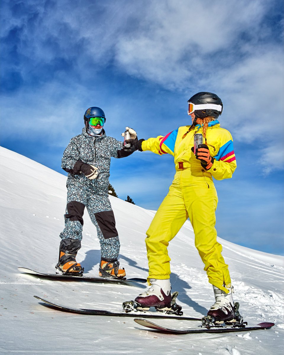 GET A BEST FRIEND THAT BRINGS YOU A RIP IT FOR THE MOUNTAIN ⛷️💨