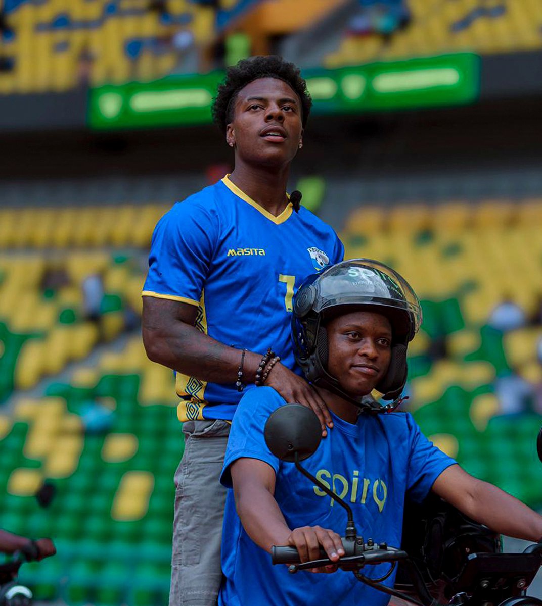 spiro_rw's tweet photo. EARLIER TODAY: Popular American YouTuber, Darren Jason Watkins Jr. better known as IShowSpeed @ishowspeedsui I @IShowSpeedHQ hopped onto our #SpiroBike to Amahoro stadium tapping into the real #EnergyOnTheMove.
#SpiroRwanda
#RealRwanda
#VisitRwanda
π· Β© Courtesy Photos https://t.co/66s2iSjf3p