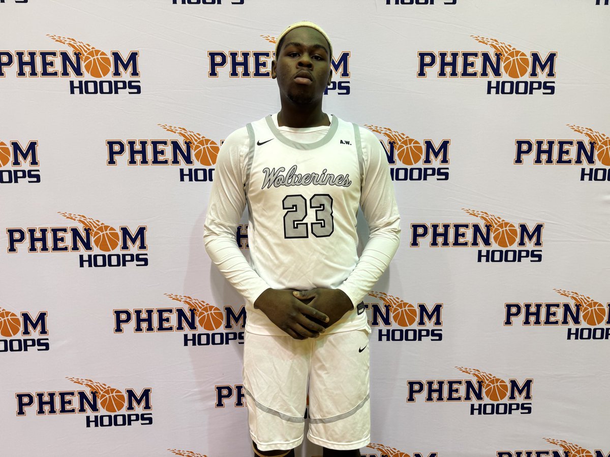 UnderratedAthl_'s tweet photo. 2027 6’4 Abdul Taylor (Westover) has the physical tools to make a strong impact in conference play. Showed shooting range, looked comfortable operating in the post and high post, and combined strength with good mobility. @jus_king1 #PhenomWarriorsClassic https://t.co/SxkL0nW45e