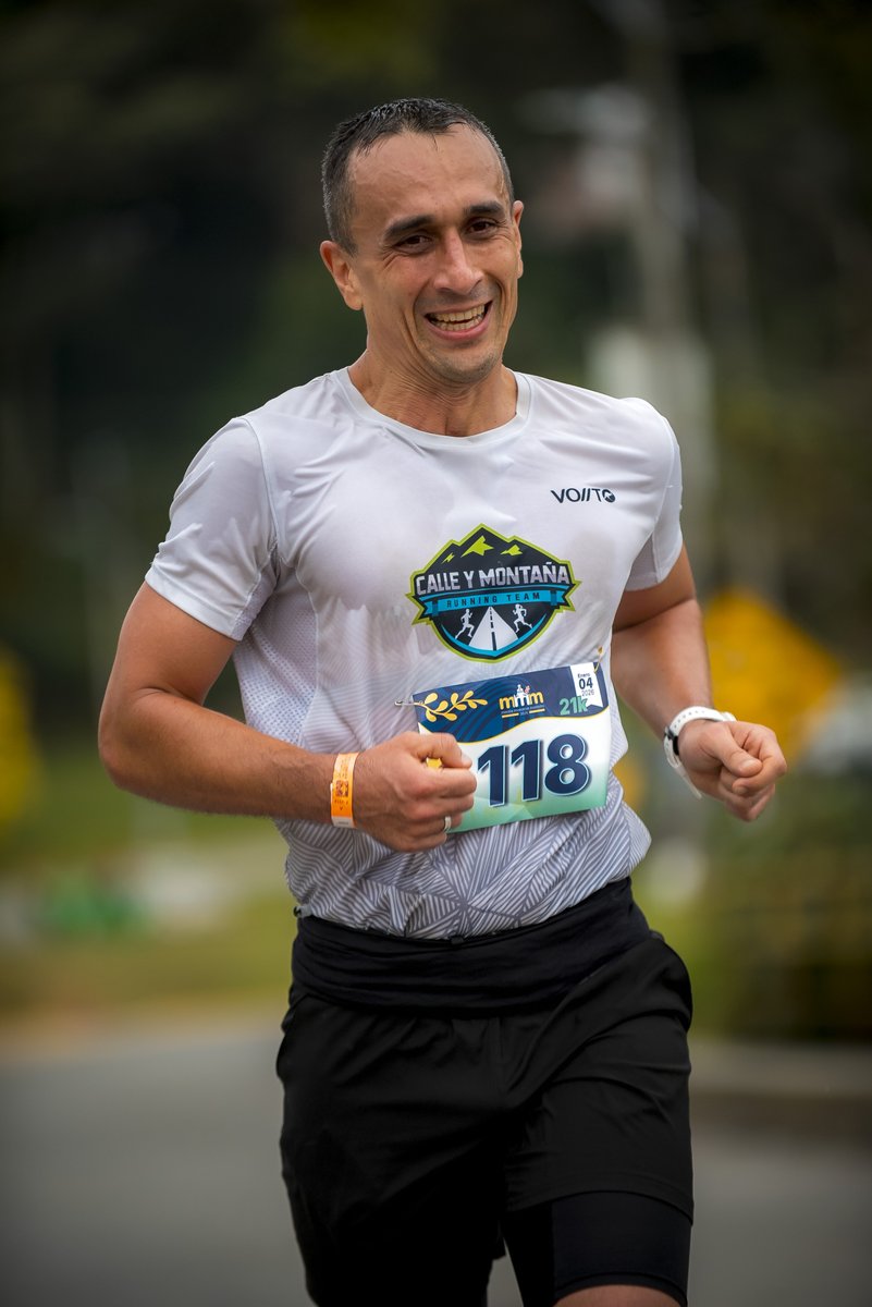 Daniel Castaño tweet media