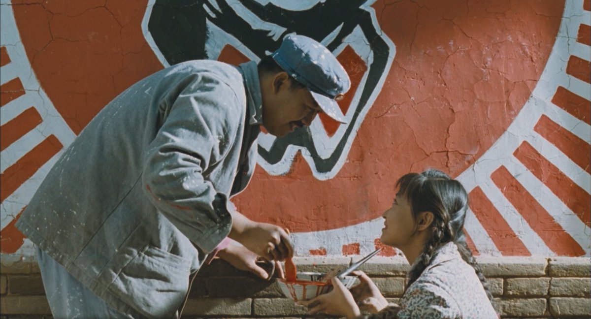 Cop223_'s tweet image. “E dopo il bue?” 

Eh vabbè, non c’è proprio niente da dire Maestro Zhang, hai raccontato la Storia della Cina e del suo Popolo come nessuno mai è stato in grado di fare. Non posso far altro che ringraziare te e Gong. Di cuore. 

🇨🇳 活著 - To Live (1994)
dir. Zhang Yimou