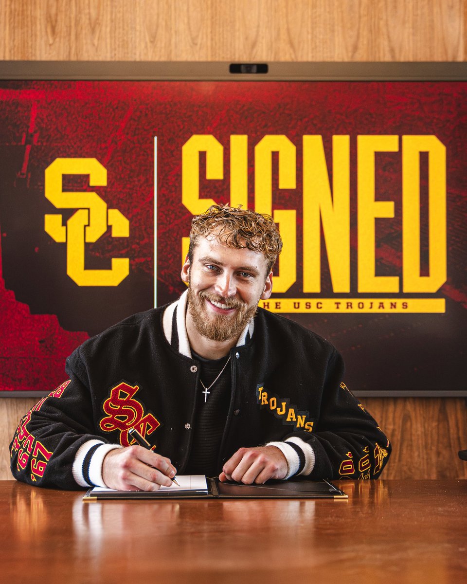 USC Football ✌️ tweet media