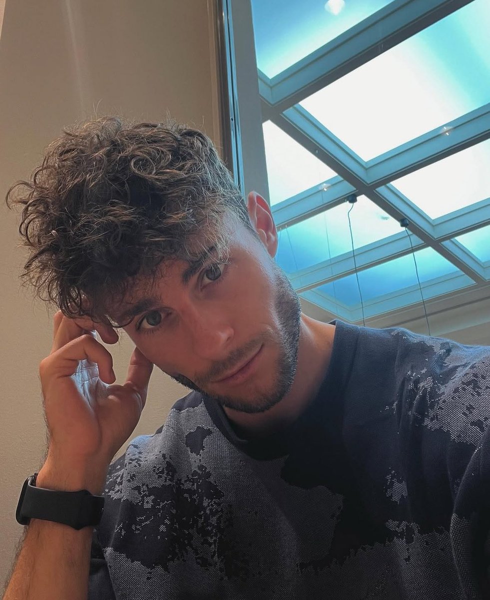 SebassRodrigz's tweet image. 彡 Este sábado era merecedor de iced cafecito.🥤

⠀⠀⠀⠀ ⠀