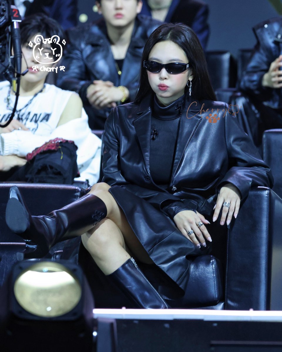 cherryY_Liz's tweet photo. 260110

#제니 #JENNIE
#GoldenDiscAwards2026 https://t.co/NpwEWNXyr1