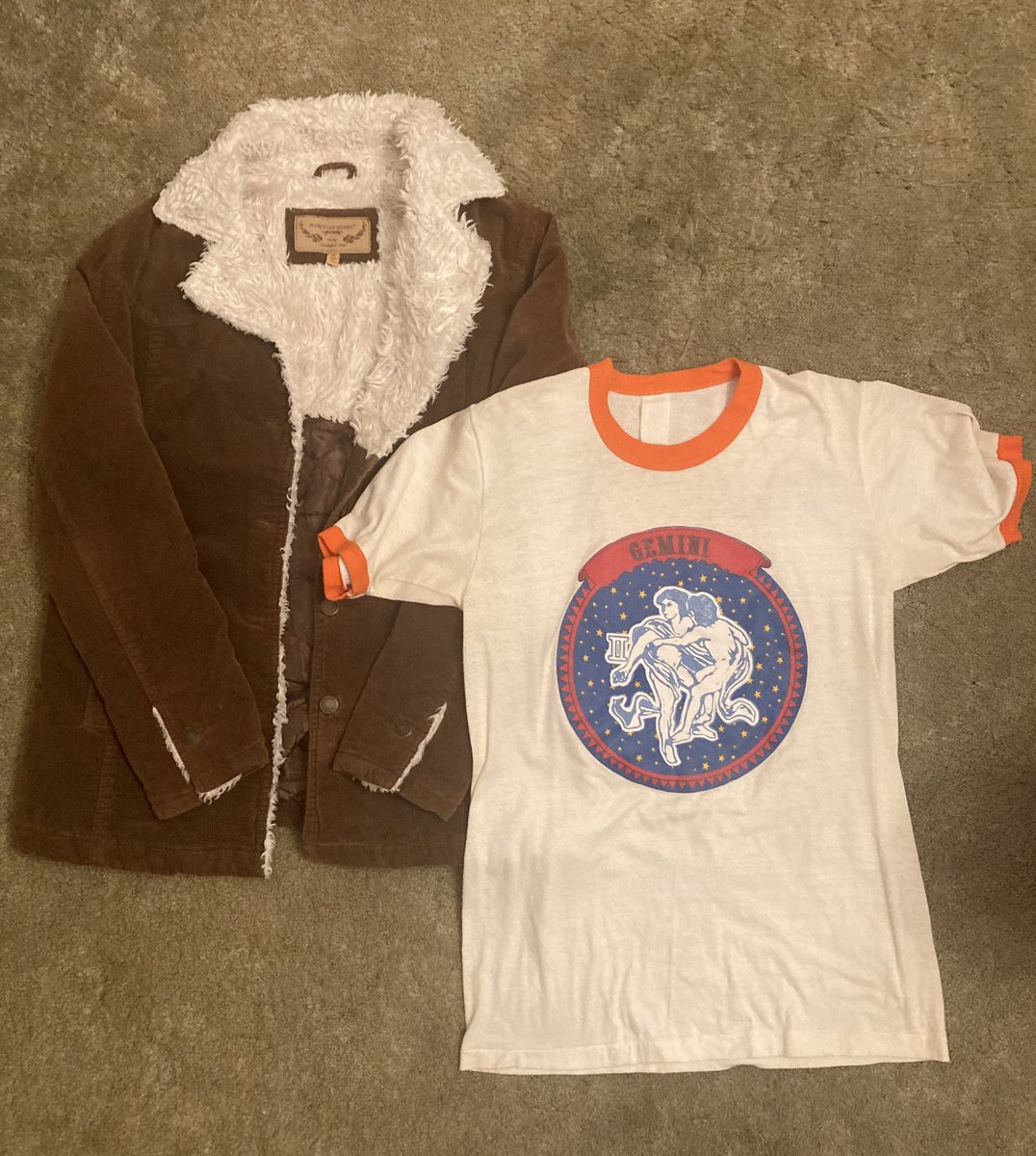 monkeyboyoy's tweet image. Haul from today 🐾🐾