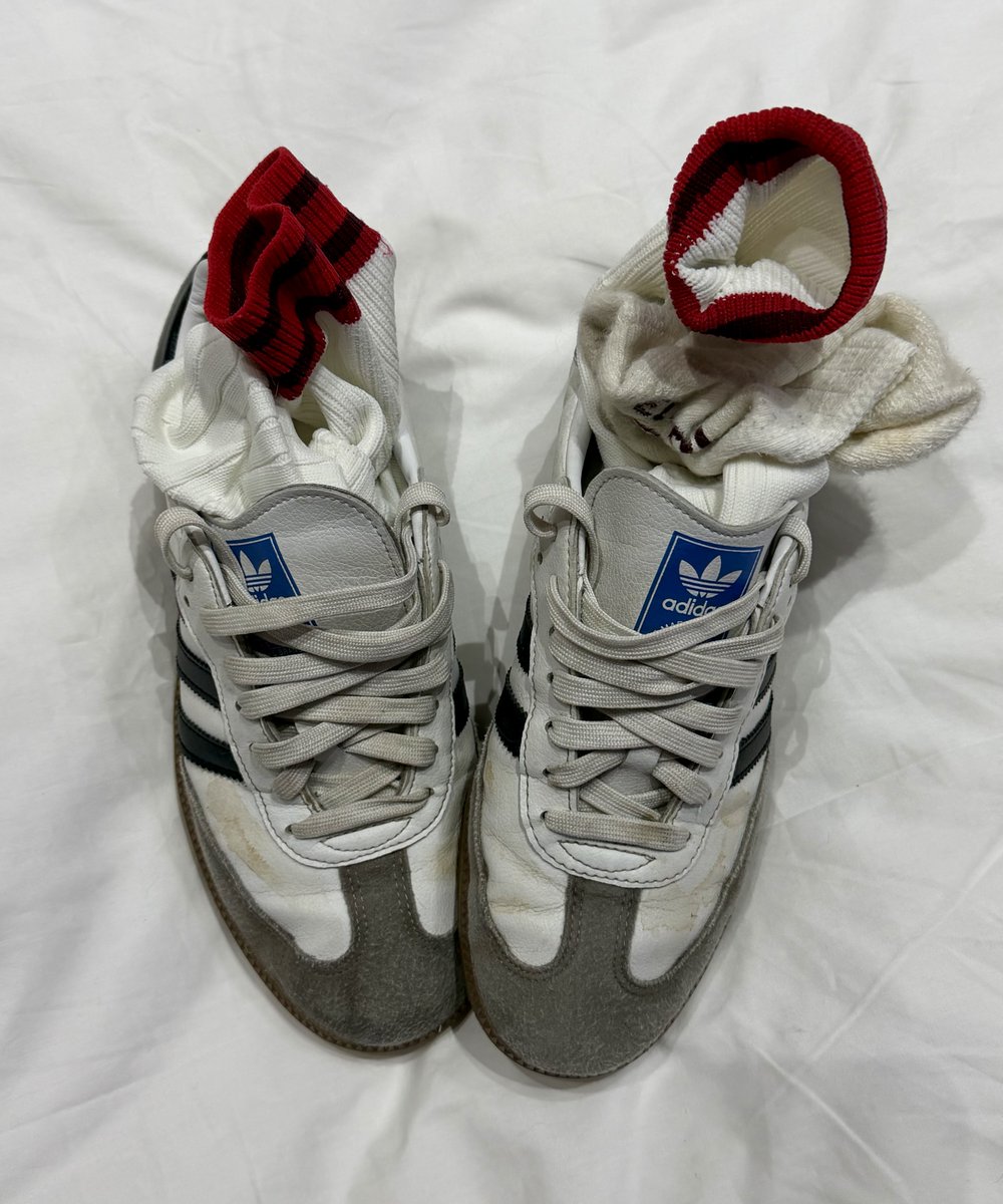 How much do you want to get down and service these Samba and footy socks?