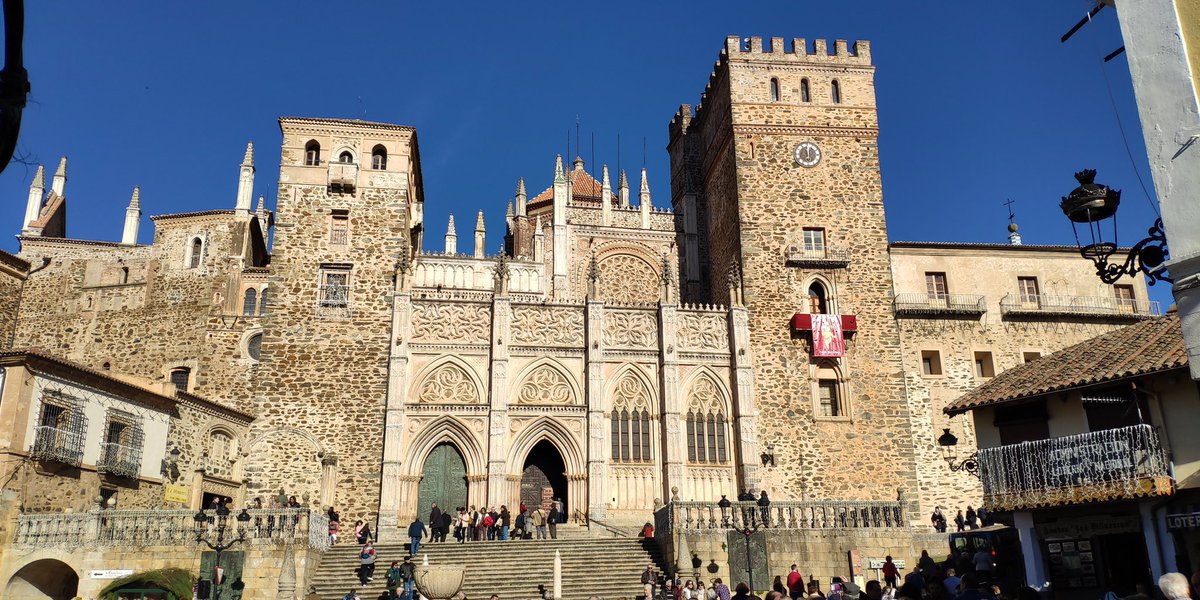 #Sabíasque Hernán Cortés estuvo en ♦️riesgo de perder la vida♦️debido a la picadura de un alacrán cuando recorría los terrenos de una de sus haciendas ubicadas en la cercanía de Yautepec #Morelos? Por esa razón mandó realizar un lujoso exvoto donatum para la Virgen de Guadalupe