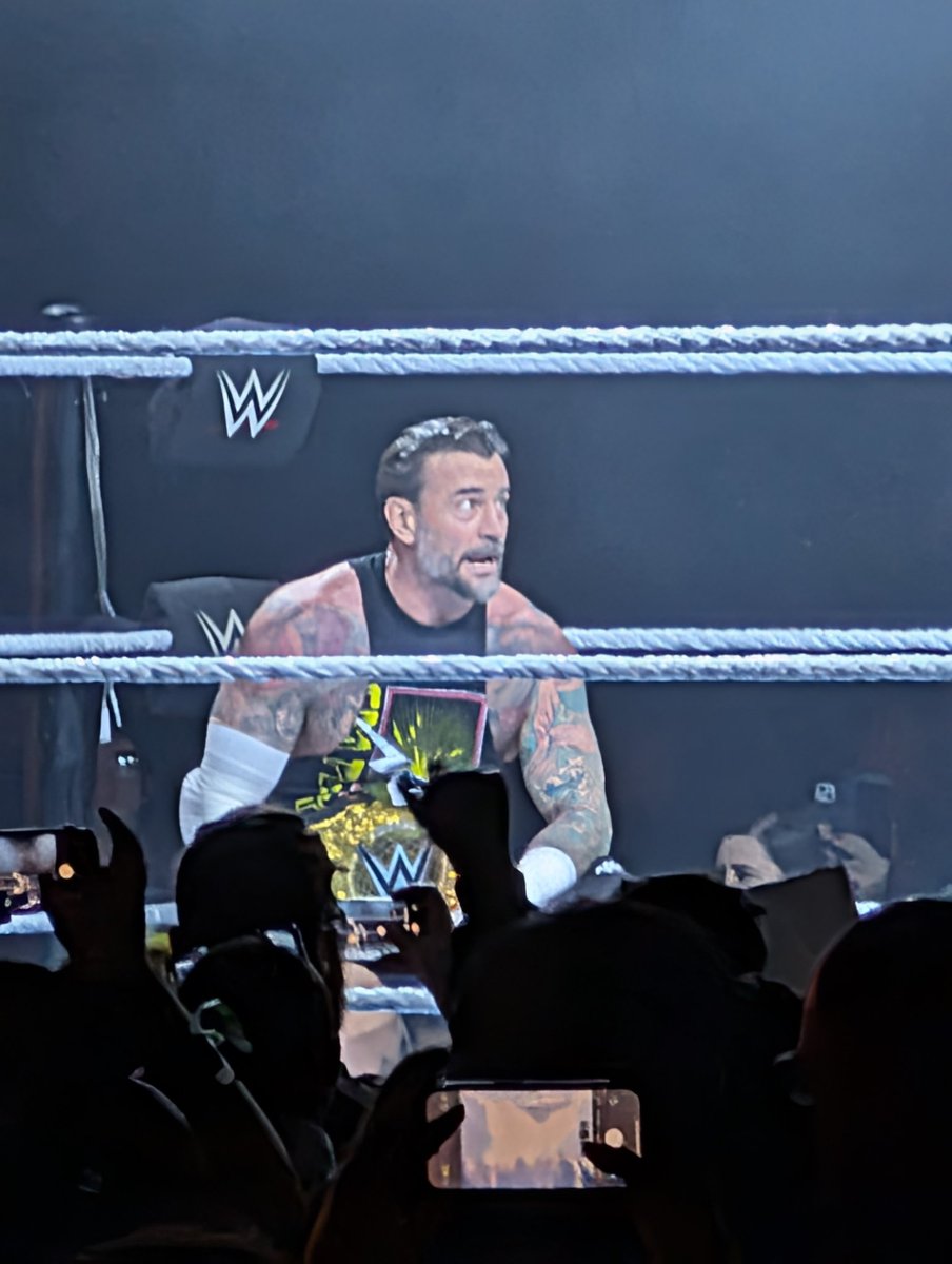 Scott_barclay's tweet photo. #WWEGlasgow #CMPunk https://t.co/ubdBS07EIK