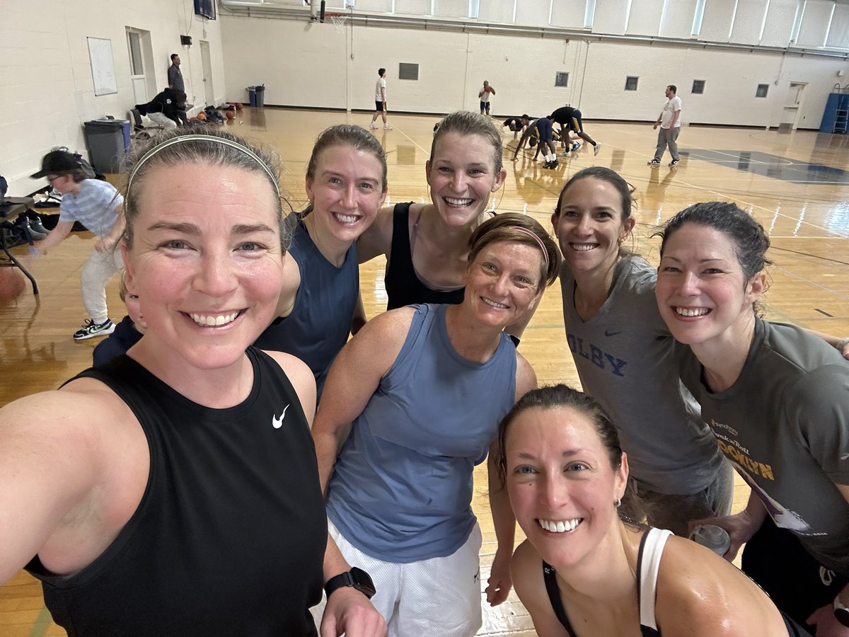 Colby Women's Basketball tweet media