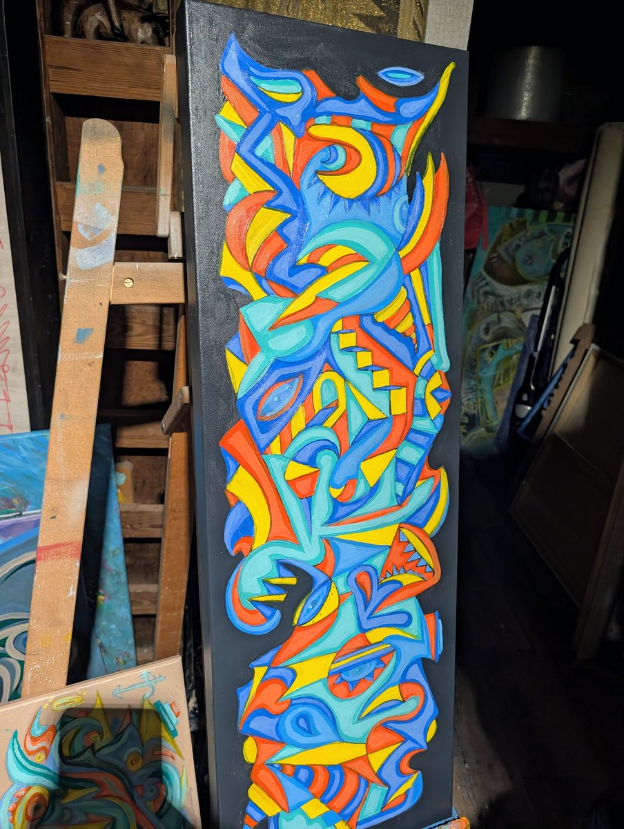 First totum in my new series is underway. Black outline next