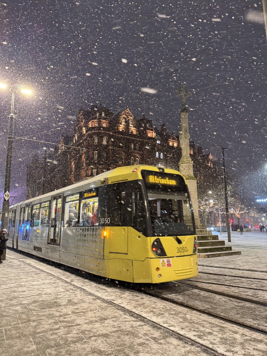 Rubykxzu's tweet image. The snowfall moved me deeply.😍