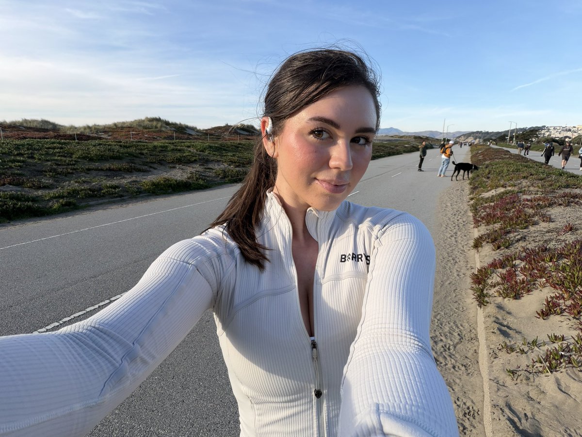 Brooke LeBlanc tweet media