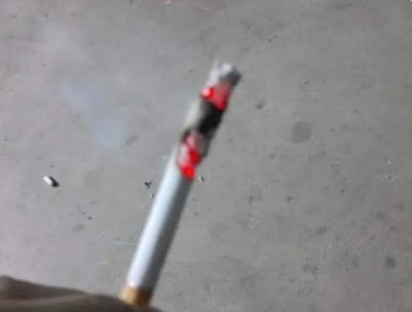 Ella: amor, es solo un amigo 

mi pucho: