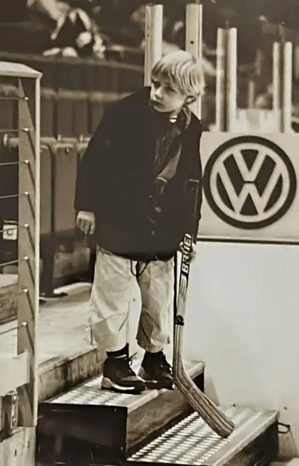 Oilers will honour Leon Draisaitl tonight for his 1000th point. If you missed it here is my article on his journey to the NHL that started with a conversation with his parents at 13 years young that led to tears, but undying support, some stubbornness and his talent for making