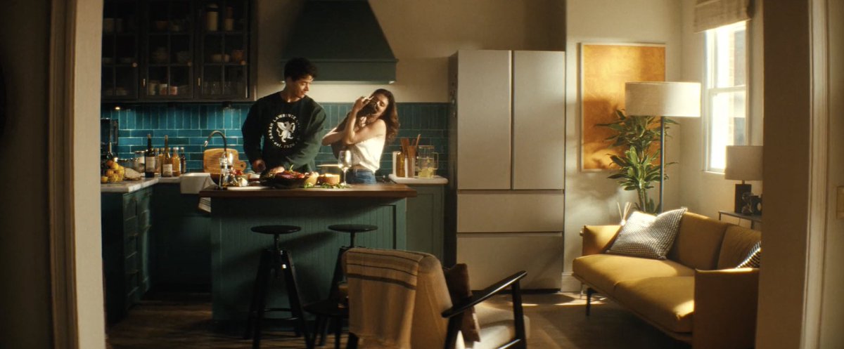 JulesLevz's tweet image. i will never shut up about how intentional the coloring in this film is like to the point where it tells a story all on its own…im obsessed