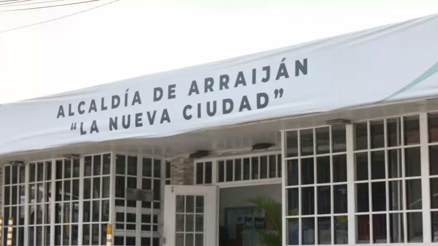 El abogado Abdiel González, presentará el lunes 12 de enero a las 10:00 am, denuncia criminal, ante la Fiscalía Anticorrupción, contra la alcaldesa de Arraiján, Stefany Peñalba, por presuntos delitos de obstrucción a la justicia y sustracción de documentos de las casas de paz.