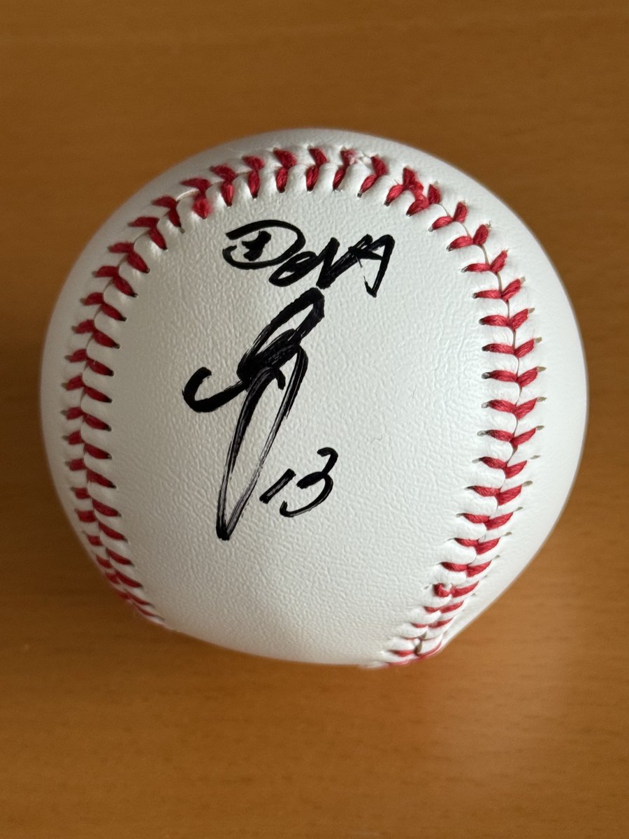 名古屋オーシャンズゴールデンサインボール 横浜DeNAベイスターズ@ydb_yokohama 伊勢大夢投手のサインボール当選者