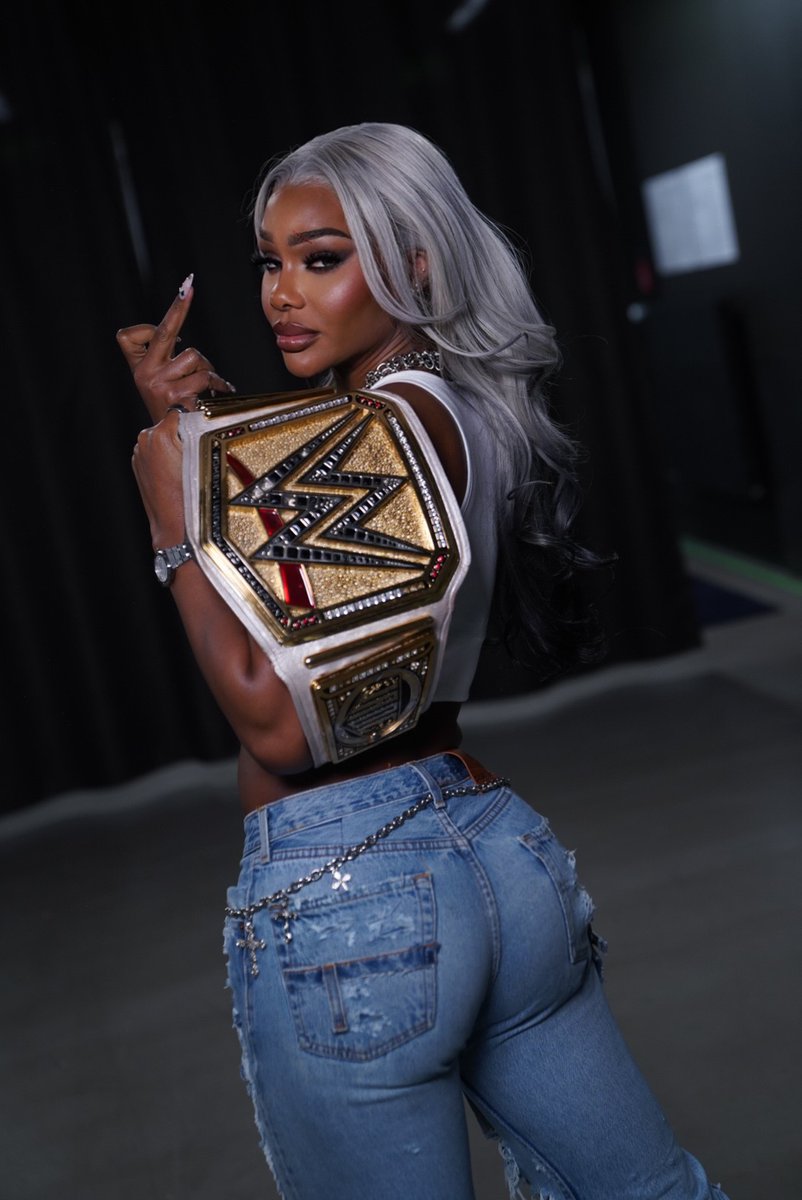 Jade_Cargill's tweet image. I’m collecting hater body bags like they purses. ⚡️