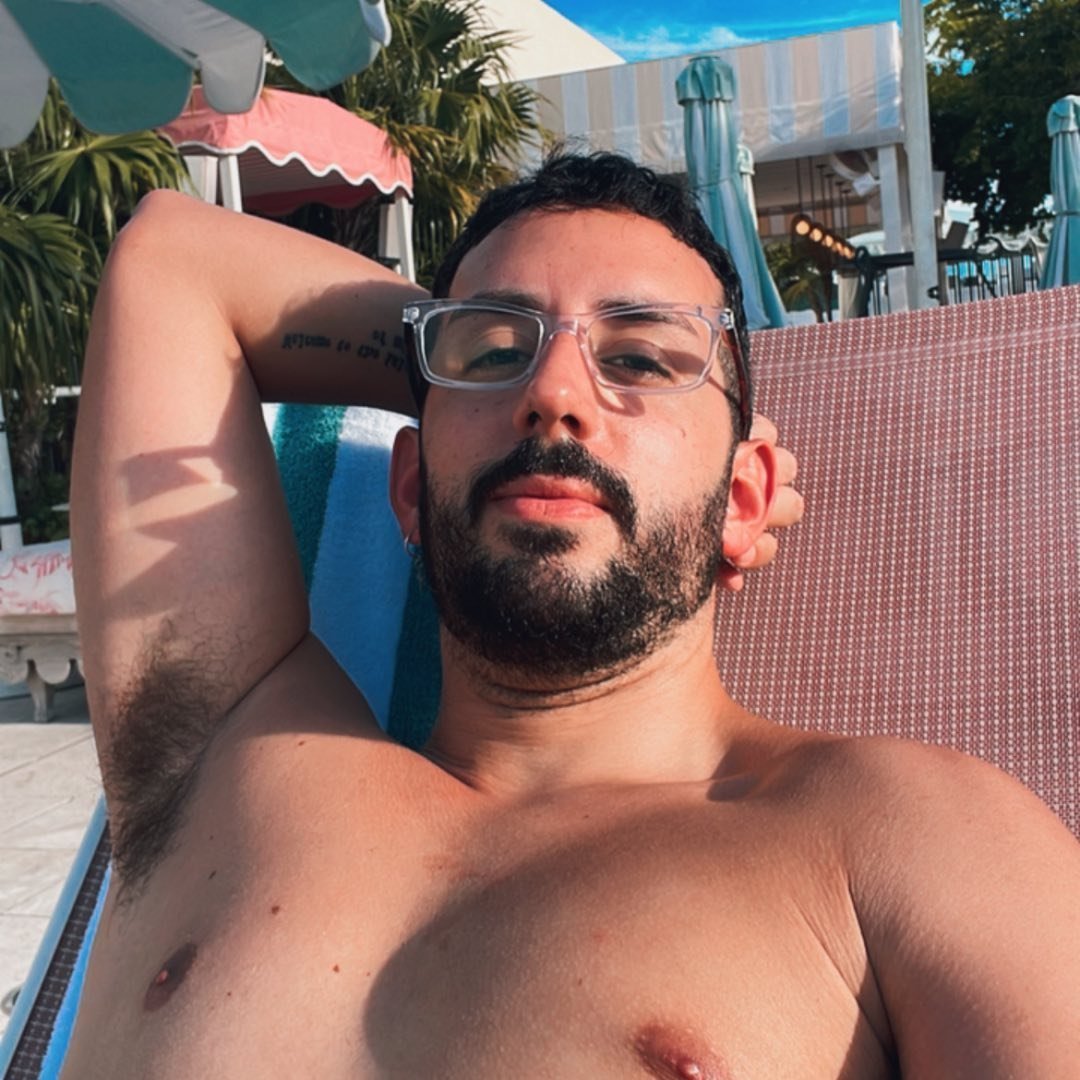 Guapo <a href="/soybortina/">Bort ⚡️</a>, vení solito, necesitás un Grupo para salir a buscar Judíos.

Acá estoy, vení cuando quieras, sorete antisemita.