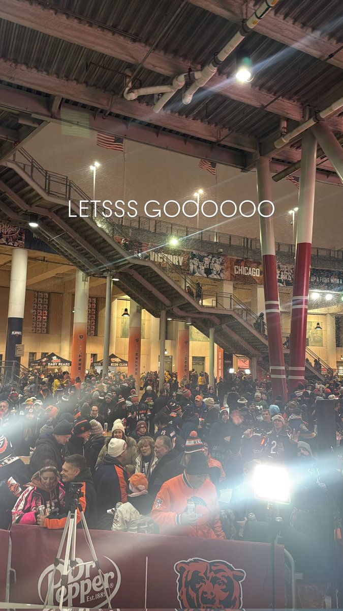 SethRollinsFans's tweet image. Photo from Seth's Instagram Story! #SethRollins #TeamRollins