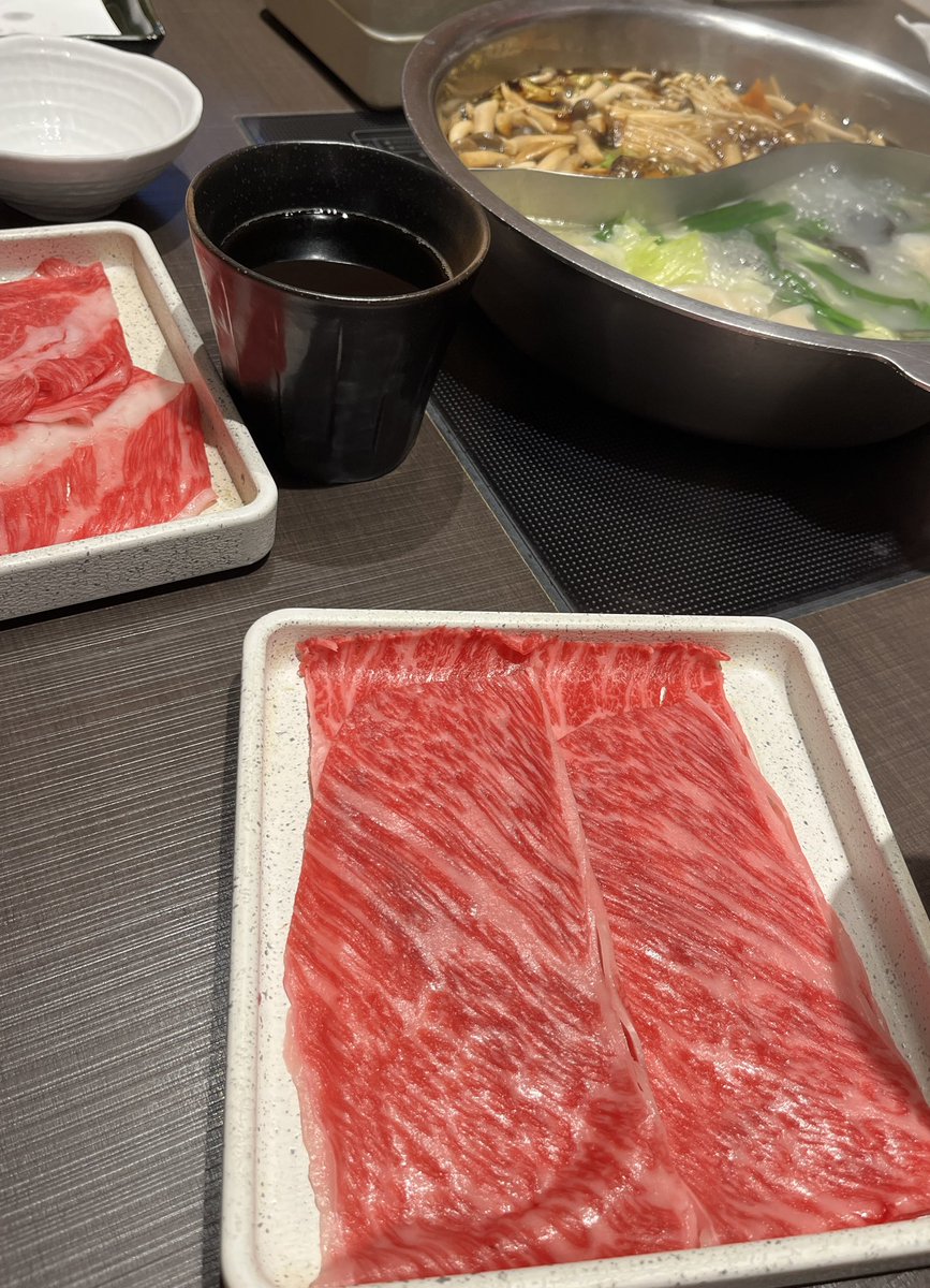 syntax2022's tweet image. お肉〜！☺️✨　#アキネコ飯