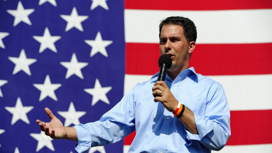 IkusabaCentrist's tweet image. (@PGSimBackup) I held a rally for @GPataki_USGS in Fond du Lac, Wisconsin.

"I was born and raised in Wisconsin, and I'm damn proud of it. Folks around here have been the foundation of my public service career, who drove me to run for Senate almost 20 years ago. Y'all deserve the