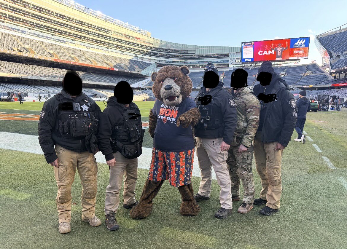 Chicago Police Bomb Squad tweet media