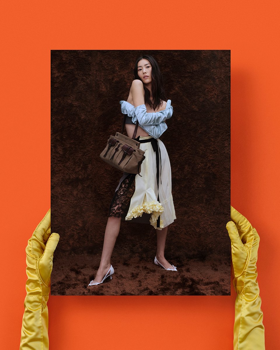 プラダ セレブ 高級 フェス お祭り クラブ 普段着 カジュアル お出かけ 人気 プラダ セレブ 高級 フェス お祭り クラブ 普段着 カジュアル お出かけ