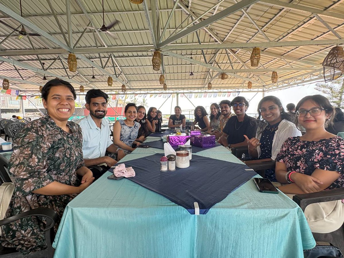 Poonam Thakur tweet media