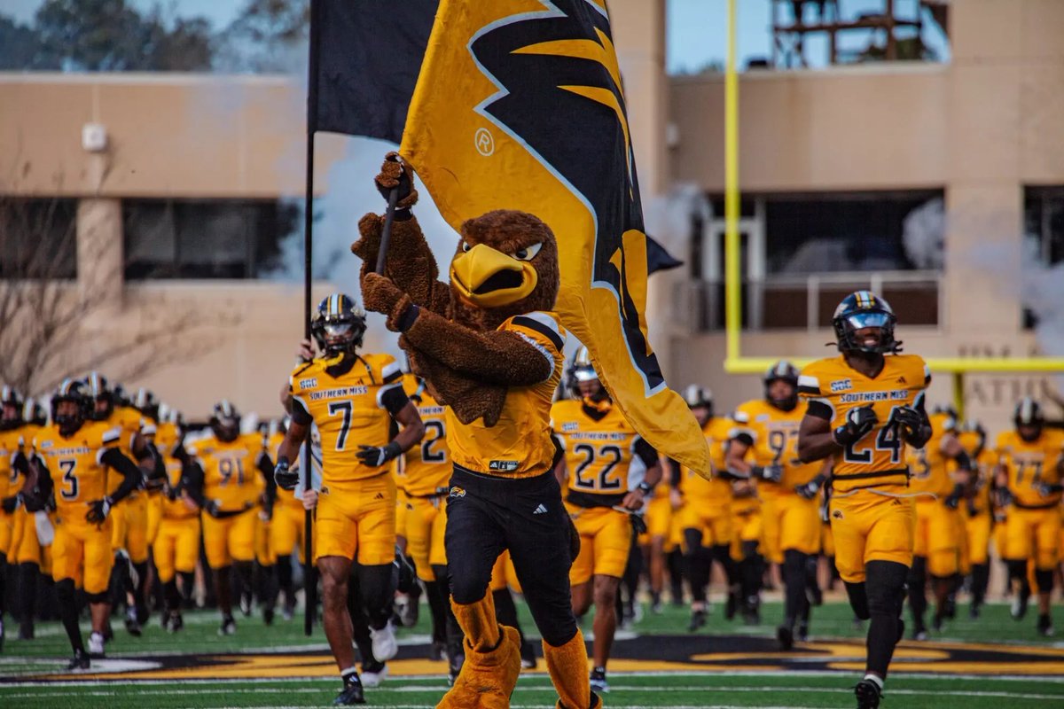 Blessed to receive offer from Southern Miss💛🖤