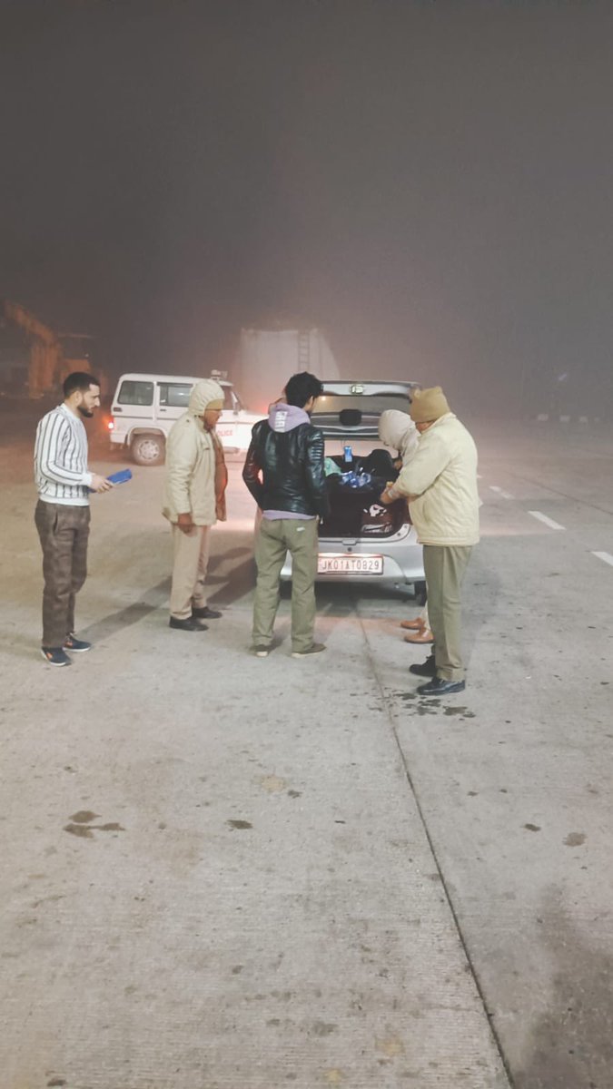 1st ACP ₹3600
हमारा हक़ है

1st ACP ₹3600
हमारा हक़ है

#राजस्थान_पुलिस