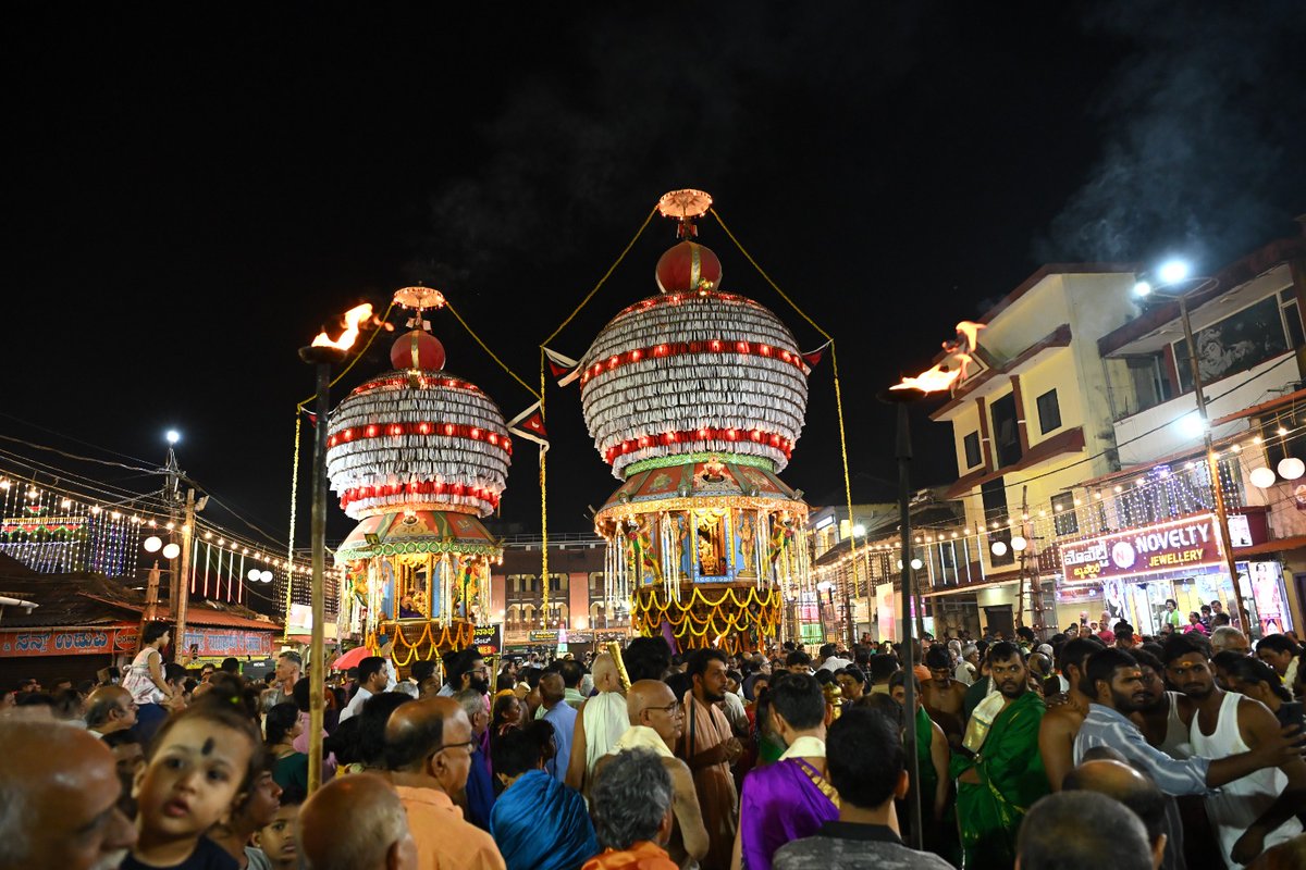 SriPuthigeMatha tweet media