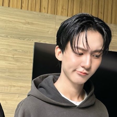 (slow) linnn ᰔᩚ ૮₍ ˃ ⤙ ˂ ₎ა tweet media