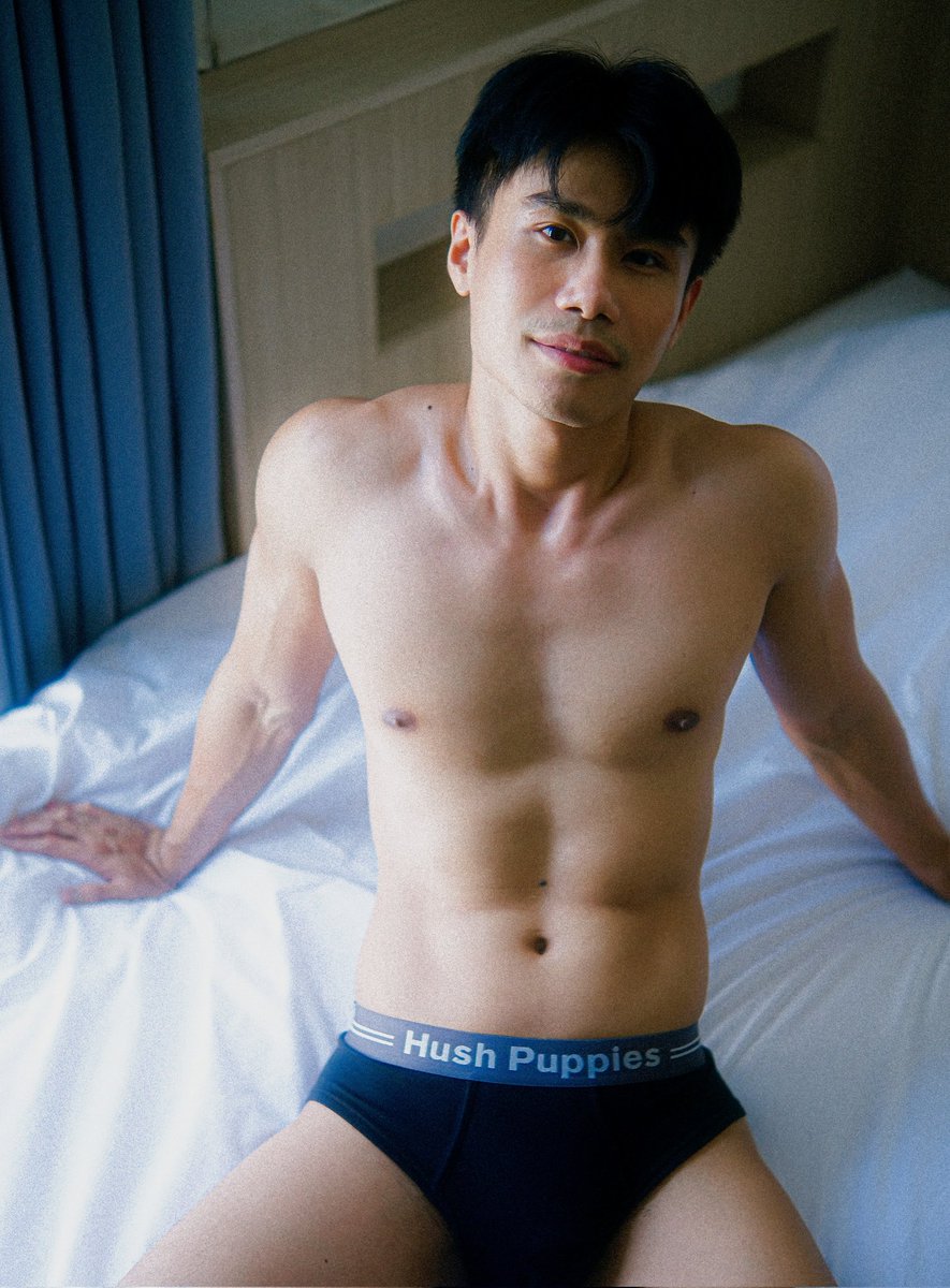 Back to the basics with these briefs. 
Feels like being a boy again!

Undies: Hush Puppies Brand