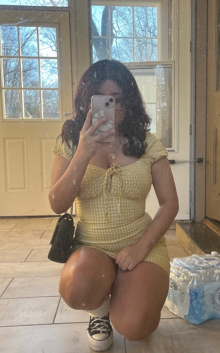 aki is seeing bts ! 🌱 tweet media