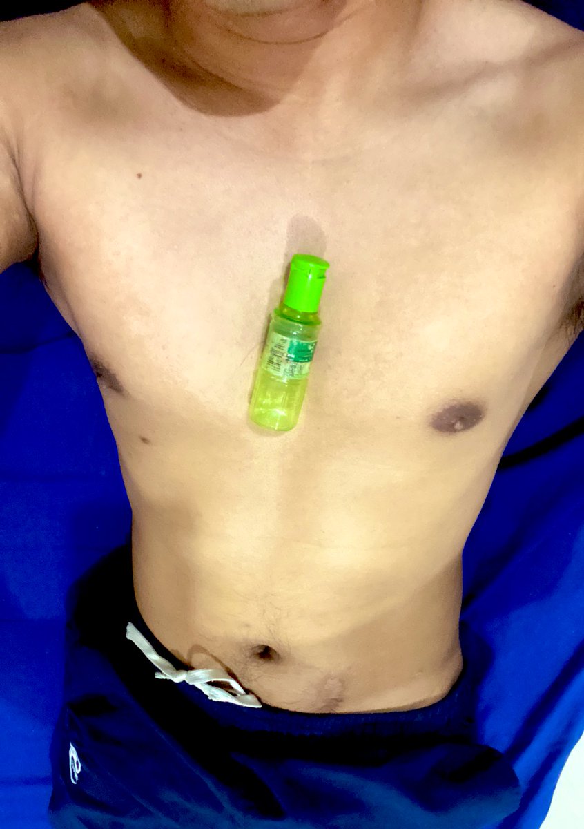 sideddss's tweet image. Pengen nyoba poppers,
tapi cuma mampu beli minyak kayu putih 🤪