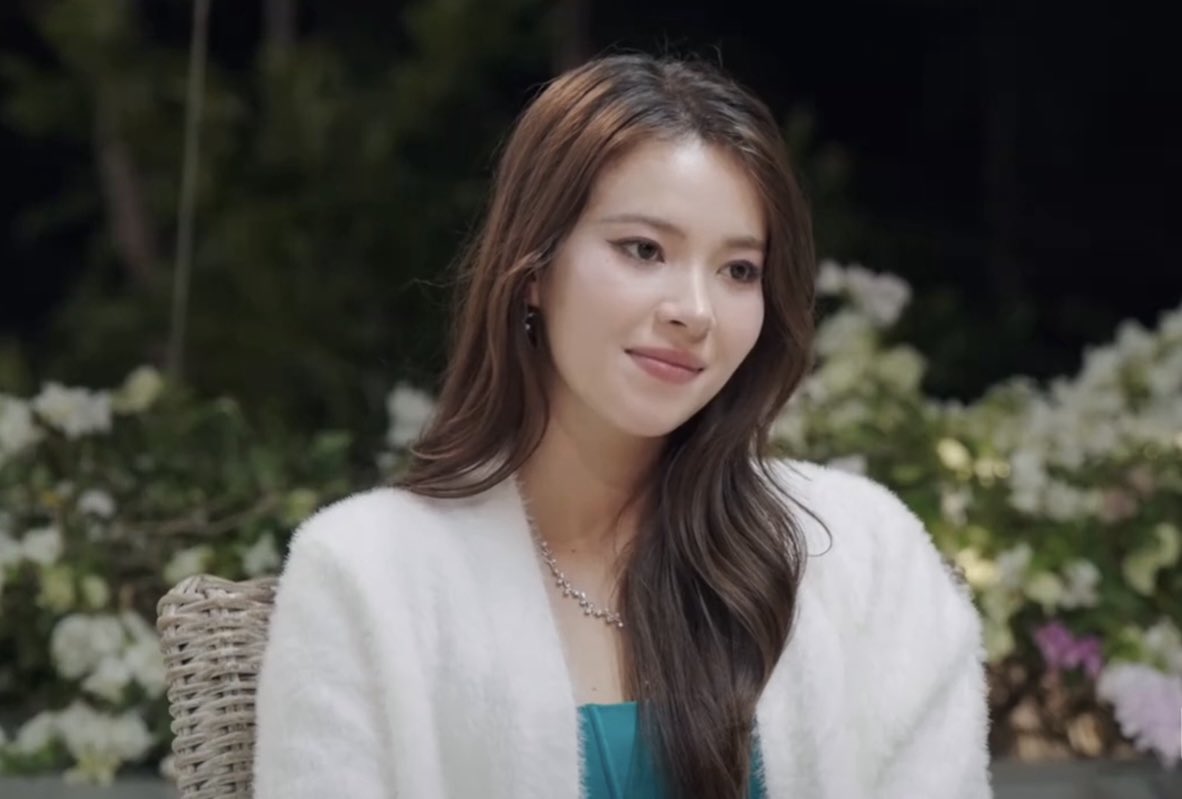 vc_ozu's tweet image. Nam shows her tender and shy personality only around Sunny

#LoveXReality