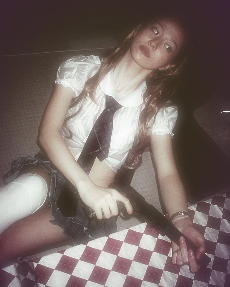 isntvoid's tweet image. 