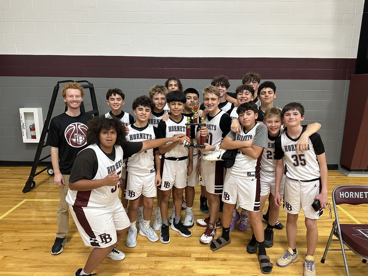 Shoutout to our 8th grade team for also earning 3rd place in their tournament today❕ Great job by all of the student-athletes and Coach Smith❕

#TOGETHER #CPH #SWARM
