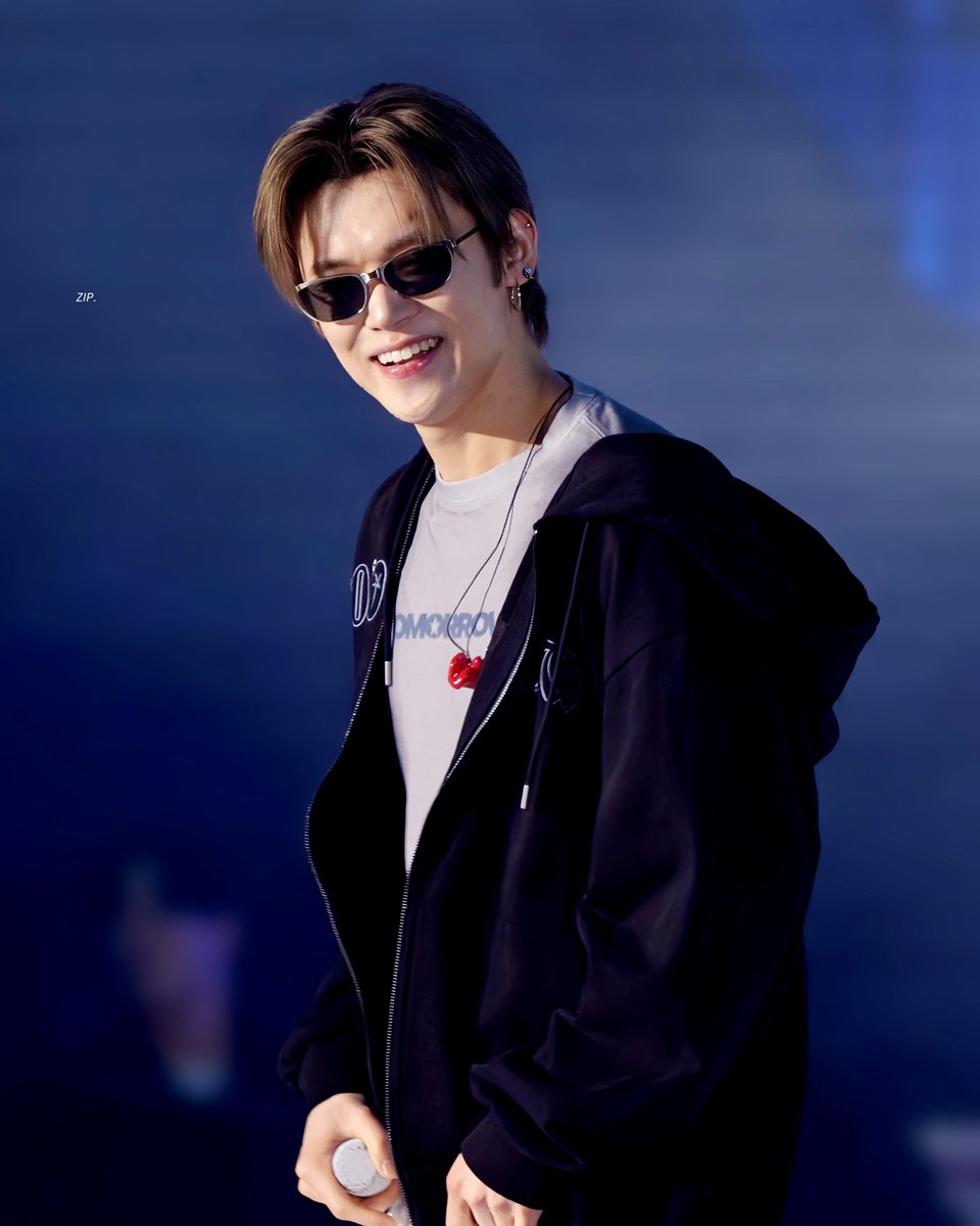 260110

😎

#투모로우바이투게더
#TOMOROW_X_TOGETHER #TXT #Yeonjun #연준 #최연준 #ヨンジュン 
#ACT_TOMORROW #TXT_TOUR_ACTTOMORROW