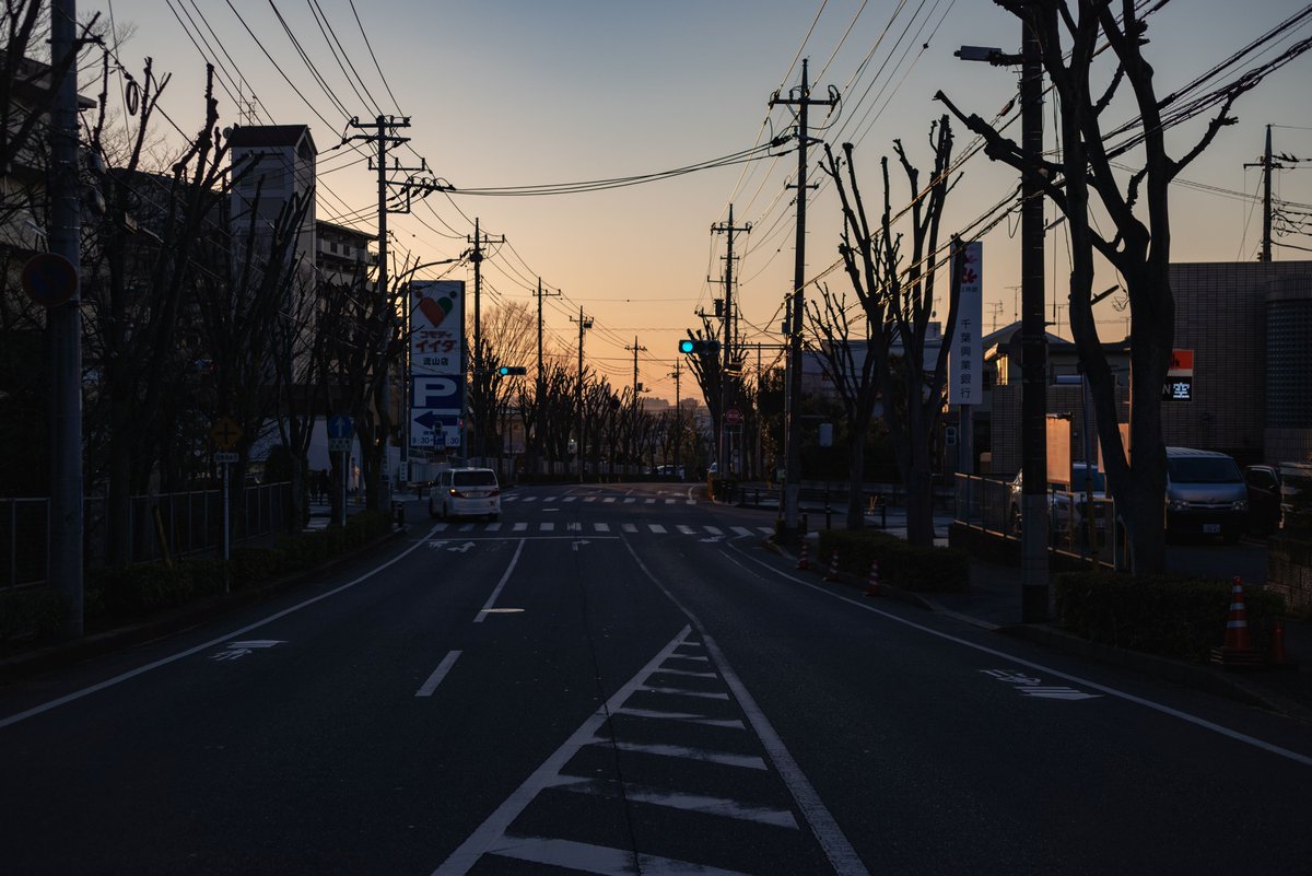 alibi5753's tweet photo. ef50mmf2.5 で冬の日を歩く
今日は曇っていますが暖かいですね
#nikonz5 + #ef50mmf25compactmacro
#MegadapEFTZ21 https://t.co/GIgbIraNZw