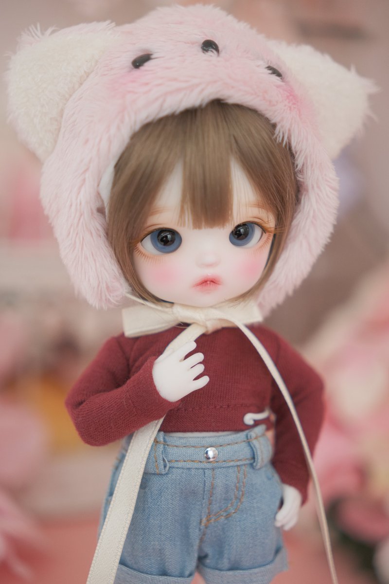 햇살이 매장 안까지 예쁘게 들어왔어요 ☀️
자연광 덕분에 분위기가 부드러워서
출사하기 딱 좋은 날이예요.
오늘의 매장은 조금 특별한 느낌입니다 ✨

📍 서울 중구 동호로 17길 277, 2층 (6호선 버티고개역)
🕰 영업시간 : 10:00 - 18:00