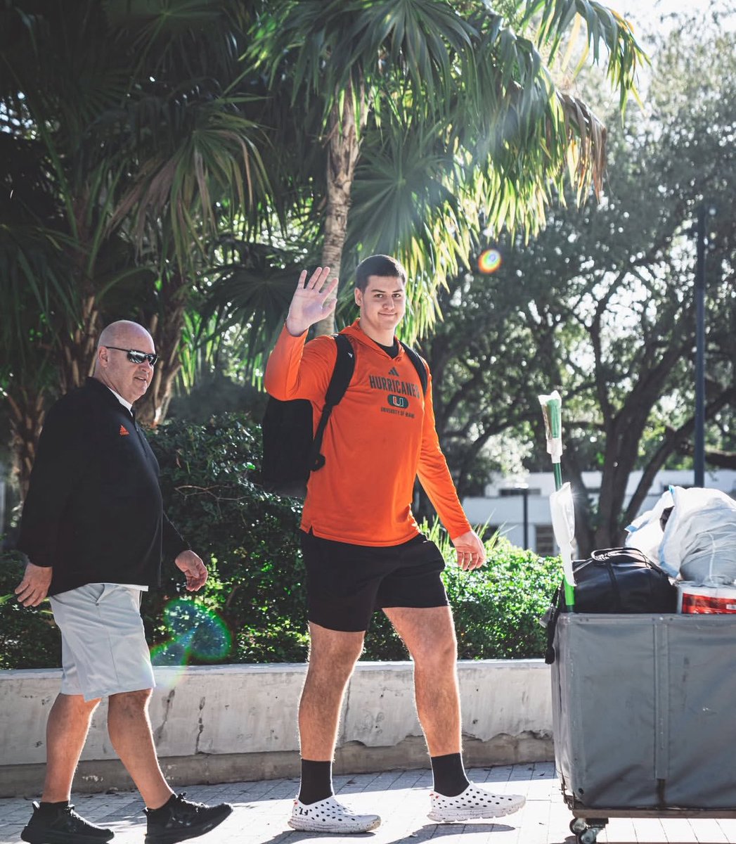 Rebecca Congdon tweet media